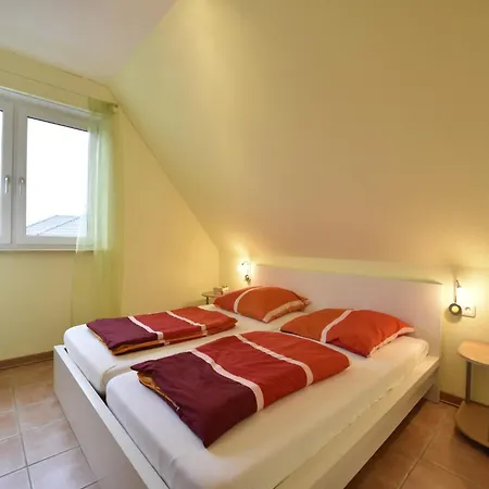 In Mit Garten Zierow